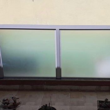 Serviço de aplicação de insulfilm executado pela Blackout Film em BH — foto 4